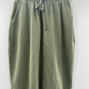 3For$20 Caslon Olive Green Sweater Skirt Size: XS